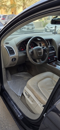 Khobar, Vehicles, Cars & Trucks , SAR 35000,  Audi Q7,  2011,  Automatic,  268000 KM,   AWD V6 3L TFSI QUATTRO