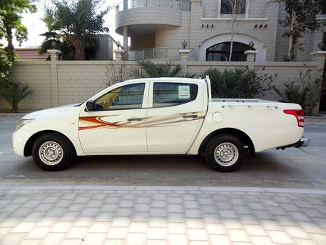 Manama, Vehicles, Cars & Trucks , BHD 3800,  Mitsubishi Pickup,  2018,  Manual,  49000 KM,   L200 Double Cabin Zero Accident Single Hand User  Transmission Nea