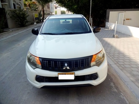 Manama, Vehicles, Cars & Trucks , BHD 3800,  Mitsubishi Pickup,  2018,  Manual,  49000 KM,   L200 Double Cabin Zero Accident Single Hand User  Transmission Nea