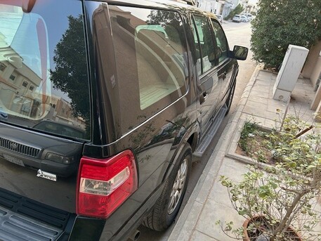Riyadh, Vehicles, Cars & Trucks , SAR 30000,  Ford Expedition XLT,  2010,  Automatic,  275000 KM,