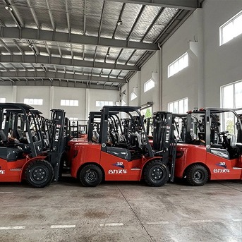 Yanbu, Construction, HEAVY EQUIPMENTS RENTAL SERVICE