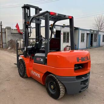 Yanbu, Construction, HEAVY EQUIPMENTS RENTAL SERVICE