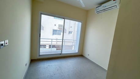 Salmaniya, Apartments/Houses, BHD 210/month,  2 BR,  UN FURNISHED 2 BHK APARTMENT FOR RENT IN SALMANIYA-: 38185065