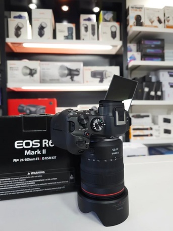 Dubai, Photo & Video, USD 700,  Fujifilm X100VI, Canon EOS R5, Canon EOS R6, Nikon Z5II, Sony A7C II, Panasonic, Leica,