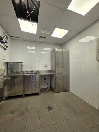 Kuwait City, Apartments/Houses, KWD 4000/month,  1 BR,  Shop For Rent In Bneid Al-Qar, Prime Location, 85 Square Meters