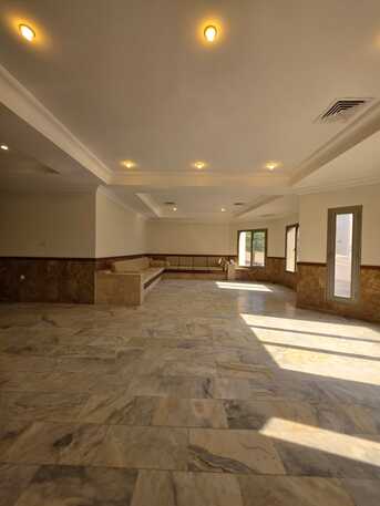 Kuwait City, Apartments/Houses, KWD 650/month,  3 BR,  Spacious Apartment For Rent In Salwa