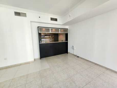 Dubai, Apartments/Houses, AED 100000/year,  Studio,  880 Sq. Meter,  Al Majara 1br For Rent 100k In 1 Chq