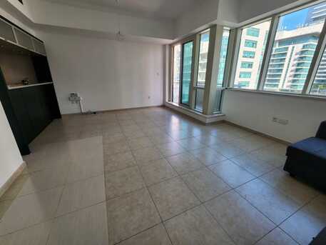 Dubai, Apartments/Houses, AED 100000/year,  Studio,  880 Sq. Meter,  Al Majara 1br For Rent 100k In 1 Chq