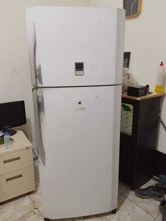 Jeddah, Appliances, SAR 1,  Fridge For Sale