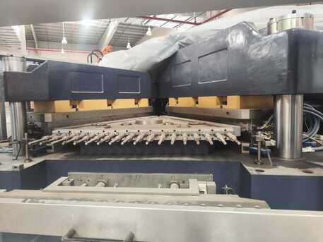 Jubail, Industrial Machinery, IBM 135 TON AUTOMATOC INJECTION BLOW MOLDING MACHINE