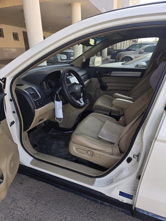 Riyadh, Vehicles, Cars & Trucks , SAR 25000,  Honda CR-V,  2011,  Automatic,  251000 KM,