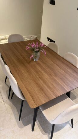 Al Malaz, Furniture, SAR 700,  Dining Table 6-Seater Set In Perfect Condition