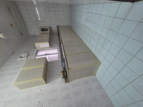 Adliya, Apartments/Houses, BHD 200/month,  2 BR,  -Very Neet & Clean Semi Furnished 2 BHK Flat Without Ewa @200/BD Adliya