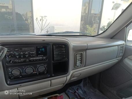 Riyadh, Vehicles, Cars & Trucks , SAR 16500,  GMC Suburban 2500,  2002,  Automatic,  232000 KM,  GMC Suburban 4x4