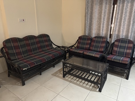 Zinj, Furniture, House Hold Items