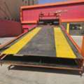 سطحه هيدروليك مع ونش كرين Hydraulic Flatbed Truck With Crane Winch For Rent