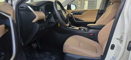 Ras Tanura, Vehicles, Cars & Trucks , SAR 90000,  TOYOTA RAW4 4WD FOR SALE,  2022,  Automatic,  125000 KM,