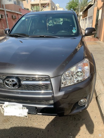 Al Sharafeyah, Vehicles, Cars & Trucks , SAR 35000,  Toyota RAV4,  2012,  Automatic,  179000 KM,