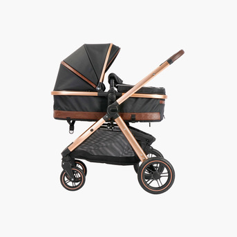 Manama, Baby & Kid Stuff, BHD 10,  Urgent Sale - Stroller, Diaper Changing Table + Bath Tub