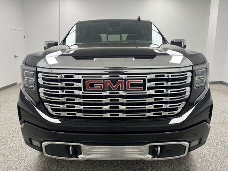 Salalah, Vehicles, Cars & Trucks , OMR 7694,  Gmc Sierra 1500,  2024,  Automatic,  12180 KM,    Denali Crew Cab 4WD