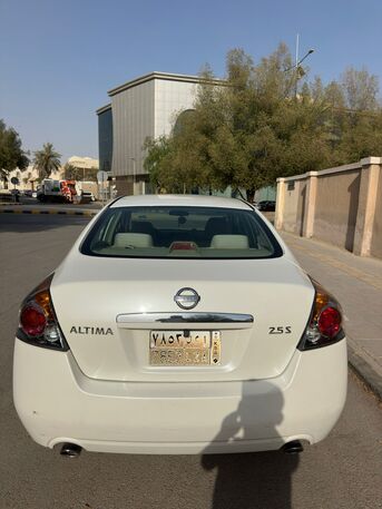 Al Malaz, Vehicles, Cars & Trucks , SAR 13500,  Nissan Altima SV AWD,  2009,  Automatic,  249000 KM,  Nissan Altima  &ndash; Full Option &ndash; Excellent Condition