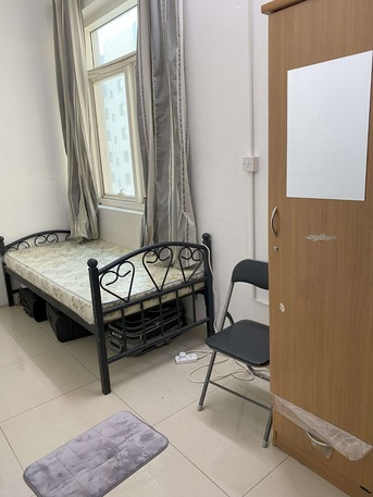Dubai, Bedspace Available, AED 700/month,  Bed Space Male For AED 700, For One Month Near Sharaf DG Metro(2min) Al Fahidi Bur Dubai