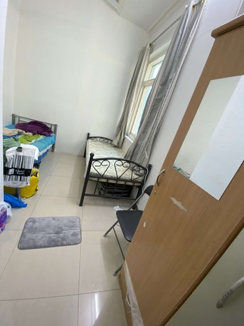 Dubai, Bedspace Available, AED 700/month,  Bed Space Male For AED 700, For One Month Near Sharaf DG Metro(2min) Al Fahidi Bur Dubai