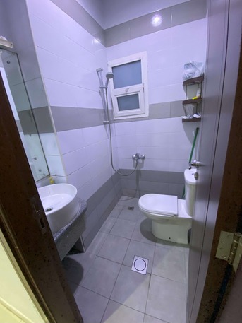 Dubai, Bedspace Available, AED 700/month,  Bed Space Male For AED 700, For One Month Near Sharaf DG Metro(2min) Al Fahidi Bur Dubai