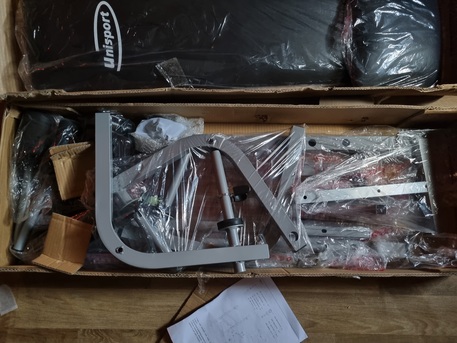 Riyadh, Sporting Goods, SAR 250,  Gym Board And Dumbles Set