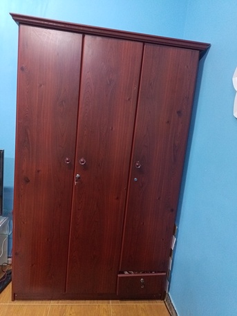 Al Faisaliyah, Furniture, SAR 275,  3-Door Wooden Wardrobe