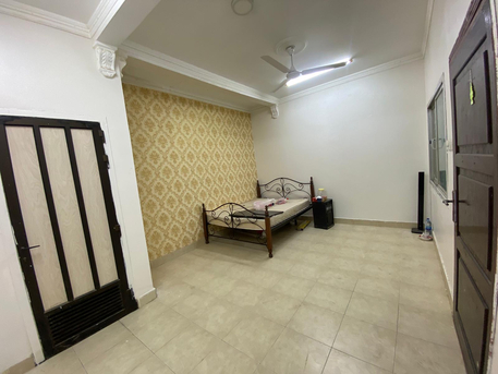 East Riffa, Rooms Available, BHD 80/null,  Room Available For A Couple Or Executive Lady.