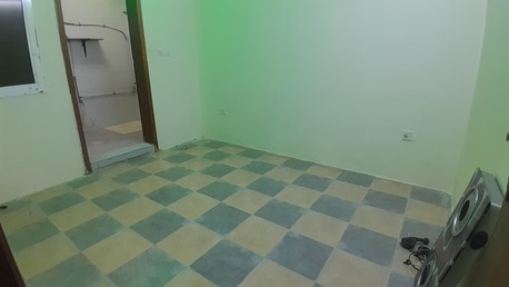 Gudaibiya, Apartments/Houses, BHD 200/month,  2 BR,  Gudaibiya:- Close To Aster Clinic.2Bhk Unfurnished Flat On Rent.Bd 200/- With Ewa.