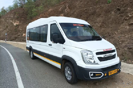 Jaipur, Travel, Premium Urbania Rental Services In Delhi For Group Travel