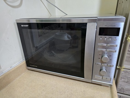 Jubail, Appliances, SAR 300,  Fully Functional Microwave/convection/Grill Combination 42L Sharp Inverter Microwave