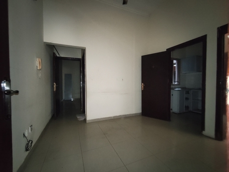 Manama, Apartments/Houses, BHD 100/year,  Furnished,  1 BR,  Manama:- Close To Sacred Heart Church,1Bhk Groundfloor Flat On Rent..