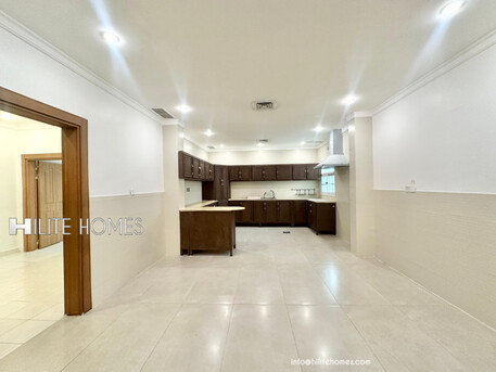 Kuwait City, Apartments/Houses, KWD 750/month,  3 BR,  Renovated Floor For Rent In Al-Qurain