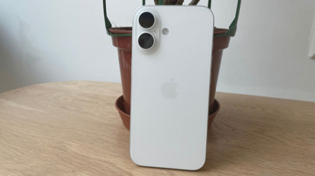 Al Malaz, Mobile Phones, SAR 2500,  IPhone 16 Plus &ndash; White &ndash; 128GB (Like New)