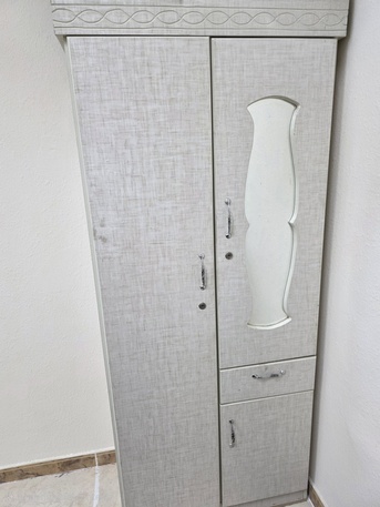 Al Malaz, Household Items, SAR 300,  I Want To Sell 2 Single Beds, 1 Wardrobe And Majlis (10-12 Seater)