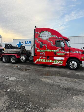 New York, Automotive, Expert Medium Duty Towing In Elk Grove Village, IL - Done Deal Towing