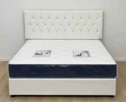 Jeddah, Furniture, SAR 10,  Medium Size Bed With Mattress Available