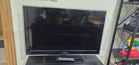 Al Rawdah, Electronics, SAR 600,  Sony 55inch And Samsung 38inch Tv