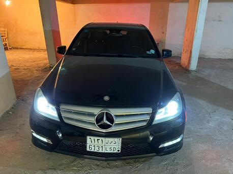 Al Murabba, Vehicles, Cars & Trucks , SAR 46000,  Mercedes C 250,  2013,  Automatic,  175000 KM,  Mercedes-Benz C 250 () &ndash; The Ultimate Style Statement | Obsidian Black | Sport Mode