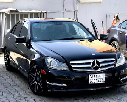 Al Murabba, Vehicles, Cars & Trucks , SAR 46000,  Mercedes C 250,  2013,  Automatic,  175000 KM,  Mercedes-Benz C 250 () &ndash; The Ultimate Style Statement | Obsidian Black | Sport Mode