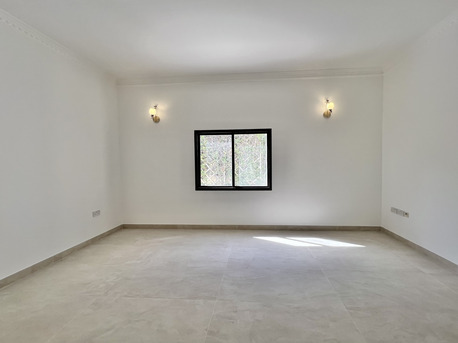 Saar, Villas, BHD 1000,  350 Sq. Meter,  Renovated 3BR Compound Villa With Private Garden