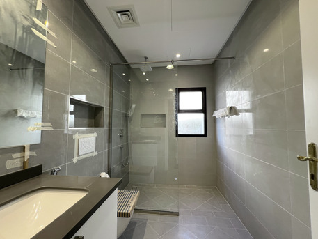 Saar, Villas, BHD 1000,  350 Sq. Meter,  Renovated 3BR Compound Villa With Private Garden