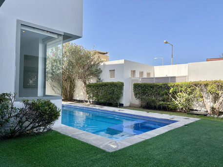 Saar, Villas, BHD 1200,  400 Sq. Meter,  Modern Pool Villa Near St Christopher & Saar Mall