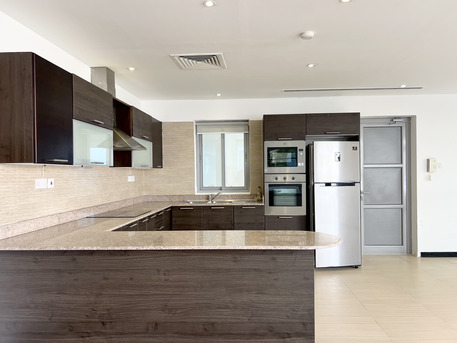 Saar, Villas, BHD 1200,  400 Sq. Meter,  Modern Pool Villa Near St Christopher & Saar Mall