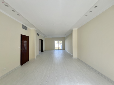 Saar, Villas, BHD 750,  350 Sq. Meter,  Renovated 4BR Compound Villa With Garden &ndash; Saar