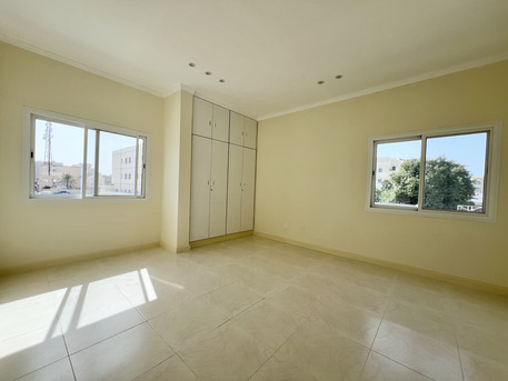 Saar, Villas, BHD 750,  350 Sq. Meter,  Renovated 4BR Compound Villa With Garden &ndash; Saar