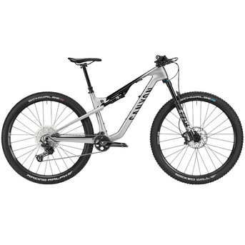 Jakarta, Bicycles, USD 2418,  2025 Canyon Lux Trail CF 6 Mountain Bike (INDORACYCLES)